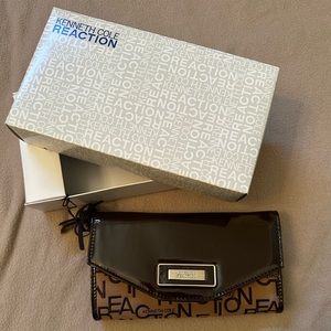 Kenneth Cole Brown Woman's Wallet - BRAND NEW, in box with tags!!